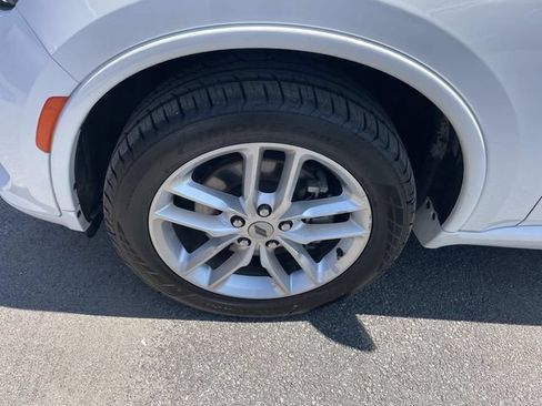 Used 2024 Dodge Durango GT AWD/4WD image 15