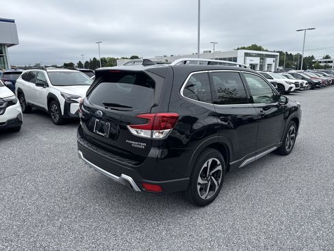 Used 2023 Subaru Forester Touring w/ Popular Package #2 AWD/4WD image 7