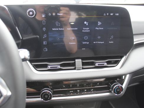 New 2026 Chevrolet Equinox LT FWD image 12