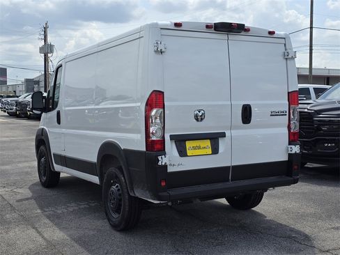New 2025 RAM ProMaster 1500 w/ Cold Weather Group image 4