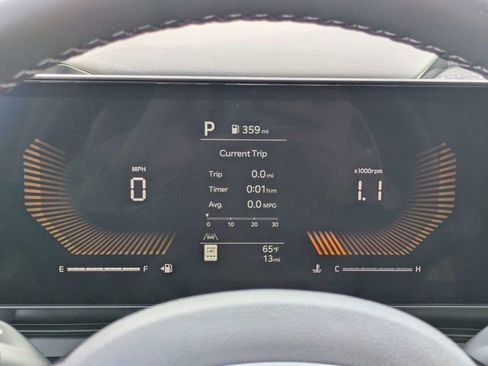 New 2026 Kia Carnival FWD image 31