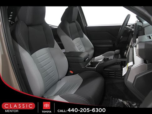 Certified 2026 Toyota Tacoma TRD Off-Road AWD/4WD image 18