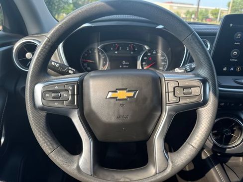 Used 2024 Chevrolet Blazer LT w/ Convenience Package FWD image 15