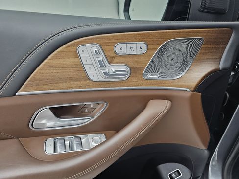 Certified 2024 Mercedes-Benz GLE 53 AMG 4MATIC image 12