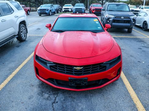Used 2020 Chevrolet Camaro LT image 5