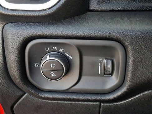 Used 2024 RAM 2500 Big Horn w/ Bed Utility Group image 25