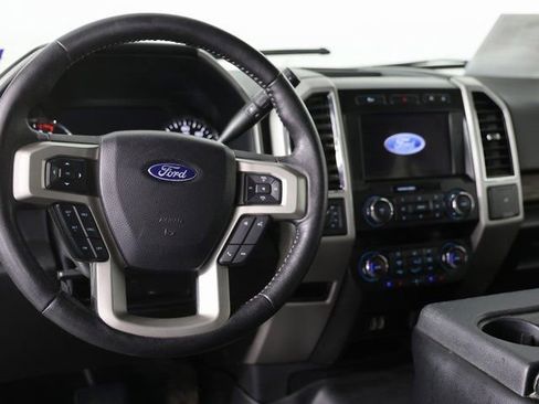 Used 2020 Ford F150 Lariat image 12