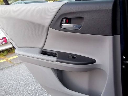 Used 2014 Honda Accord LX image 12