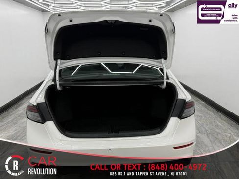 Used 2024 Honda Accord EX image 6