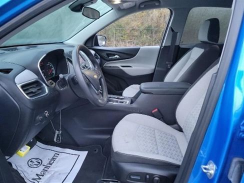 Used 2024 Chevrolet Equinox LS image 3