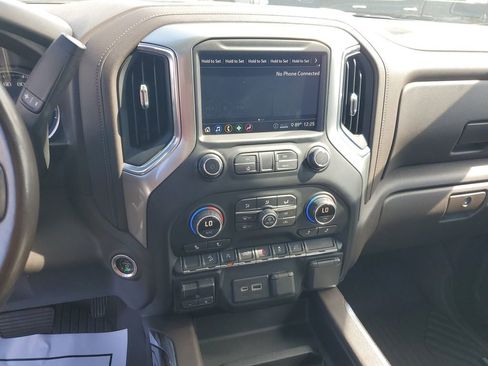 Used 2020 Chevrolet Silverado 1500 LT Trail Boss image 29