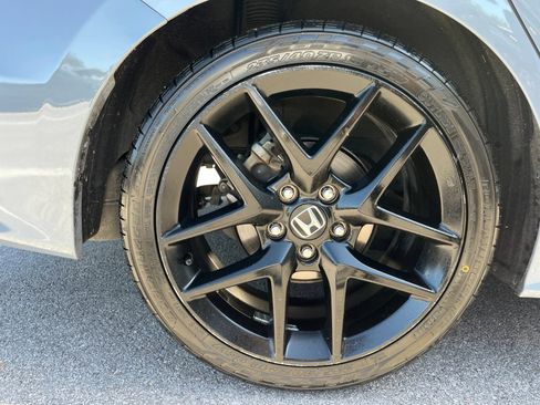 Used 2022 Honda Civic Sport image 11