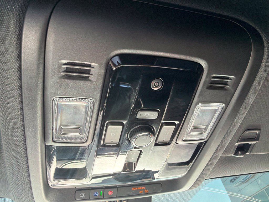 Used 2026 GMC Yukon Elevation AWD/4WD image 16