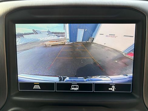 Used 2022 GMC Sierra 1500 Denali w/ Driver Alert Package II image 29