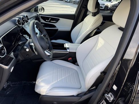 Used 2024 Mercedes-Benz GLC 300 4MATIC image 16