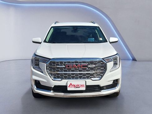 Used 2024 GMC Terrain Denali AWD/4WD image 8
