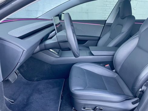 Used 2025 Tesla Model 3 Long Range image 14