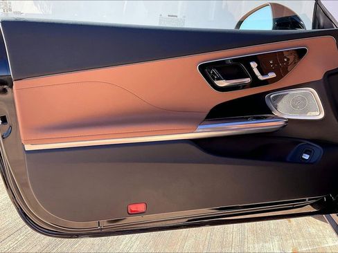New 2026 Mercedes-Benz CLE 300 4MATIC Coupe image 10