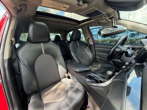 Used 2022 Toyota Camry SE w/ Convenience Package FWD image 13