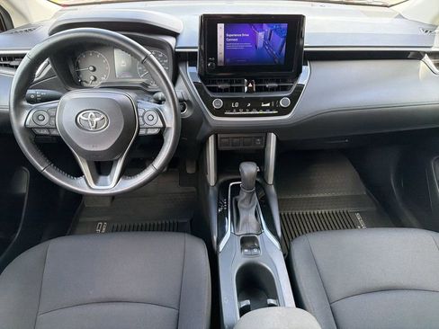Used 2023 Toyota Corolla Cross LE FWD image 13