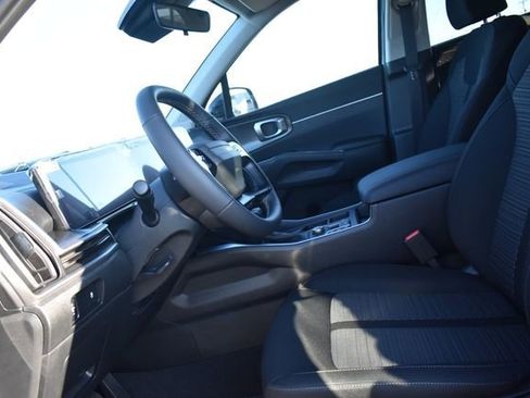 New 2026 Kia Sorento LX FWD image 22