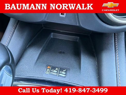 Used 2023 Chevrolet Blazer Premier AWD/4WD image 40