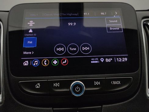 Used 2021 Chevrolet Malibu LT FWD image 25