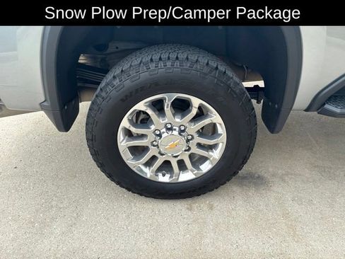 Certified 2025 Chevrolet Silverado 2500 LTZ w/ LTZ Premium Package AWD/4WD image 10