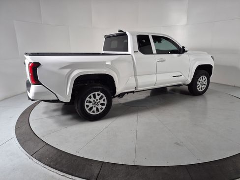 New 2026 Toyota Tacoma SR5 image 4