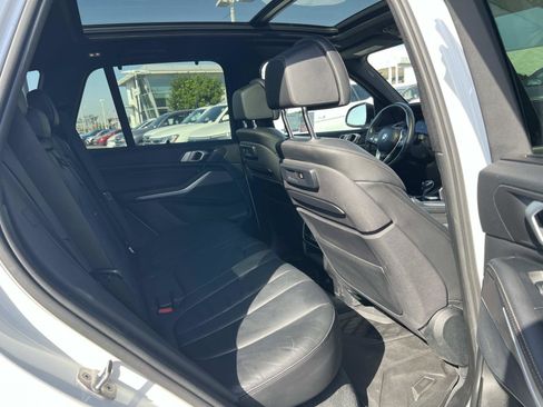 Used 2019 BMW X5 xDrive40i w/ Executive Package image 36