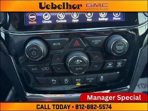 Used 2020 Jeep Grand Cherokee Laredo w/ Quick Order Package 2BN North AWD/4WD image 24
