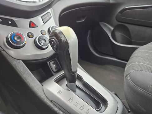 Used 2018 Chevrolet Sonic LT image 14