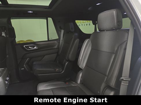 Used 2024 Chevrolet Tahoe Z71 w/ Luxury Package AWD/4WD image 12