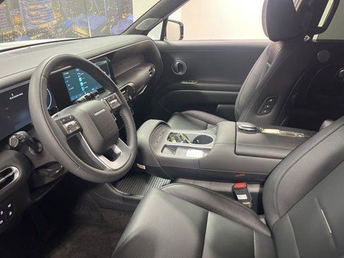 New 2026 Hyundai Palisade Calligraphy FWD image 10