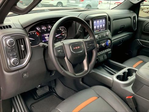 Used 2022 GMC Sierra 1500 AT4 w/ AT4 Premium Package AWD/4WD image 18