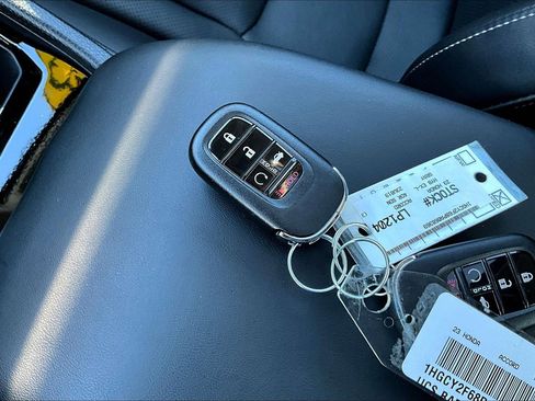 Used 2023 Honda Accord EX-L image 10