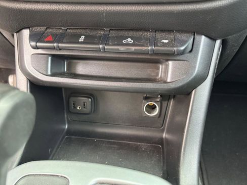 Used 2020 Chevrolet Colorado LT AWD/4WD image 17