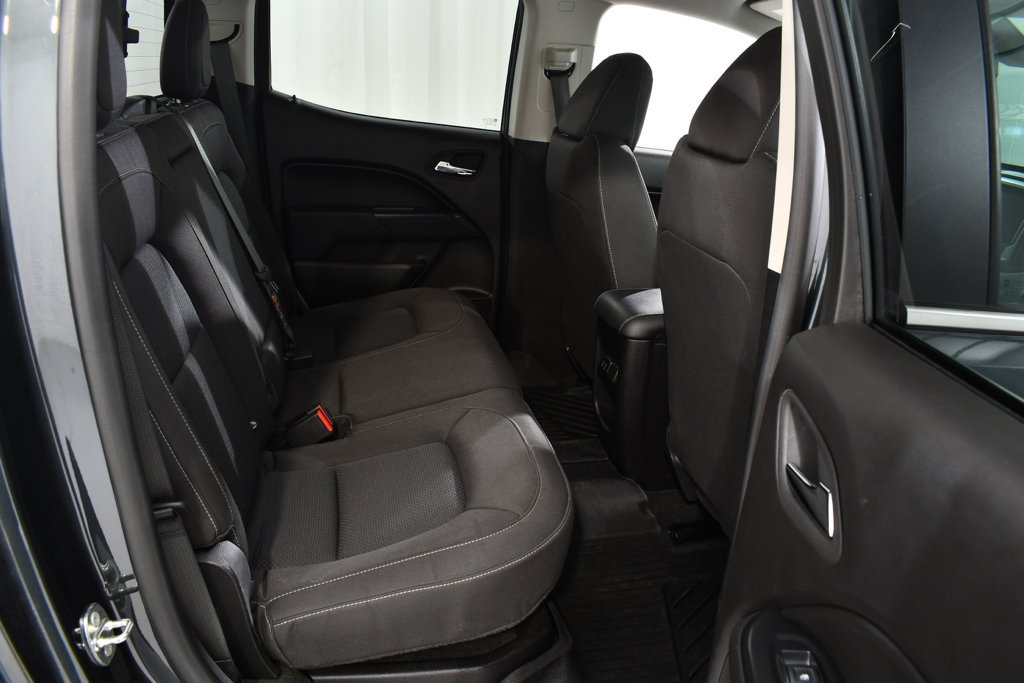 Used 2018 Chevrolet Colorado LT w/ LT Convenience Package AWD/4WD image 19