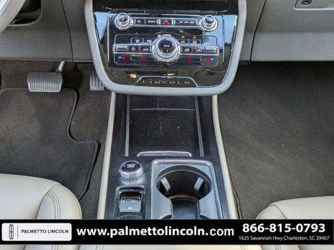Used 2021 Lincoln Corsair FWD image 19