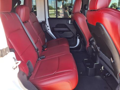 Used 2024 Jeep Wrangler Unlimited Rubicon 392 AWD/4WD image 27