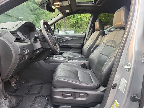 Certified 2023 Honda Passport TrailSport image 13