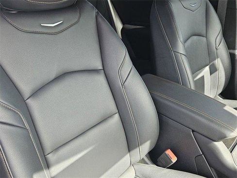 Used 2023 Cadillac XT4 Sport image 18