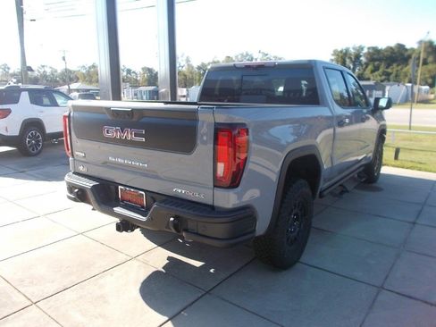 Used 2024 GMC Sierra 1500 AT4X w/ AT4X AEV Edition image 3