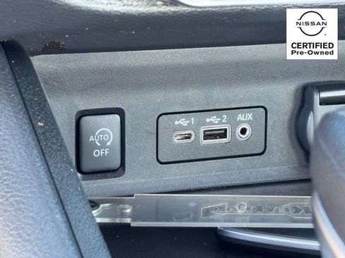 Certified 2025 Nissan Sentra SV image 26