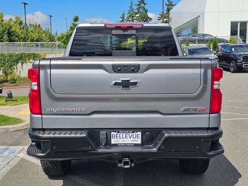 Used 2024 Chevrolet Silverado 1500 ZR2 AWD/4WD image 4