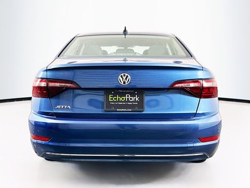 Used 2021 Volkswagen Jetta SE w/ SE Cold Weather Package image 7