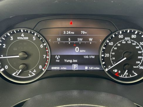 Used 2023 Nissan Armada SL RWD image 25