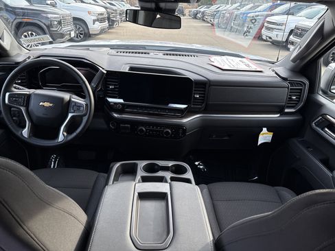 New 2025 Chevrolet Silverado 1500 LT w/ Z71 Off-Road Package AWD/4WD image 15