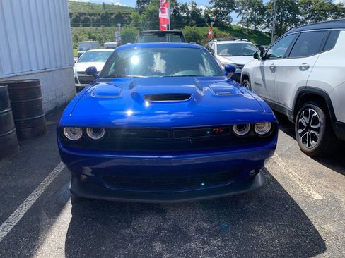 Used 2019 Dodge Challenger R/T Scat Pack w/ Dynamics Package RWD image 5