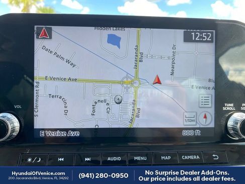 Used 2023 Mitsubishi Outlander SEL AWD/4WD image 5